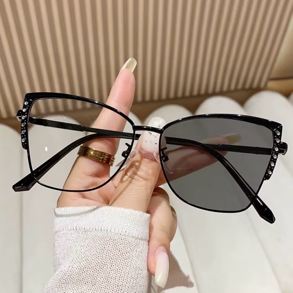 Cat Eye Photochromic Glasses Women Anti Blue Light Metal Frame - Black